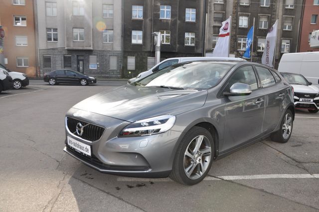 Volvo V40 Momentum-Style-