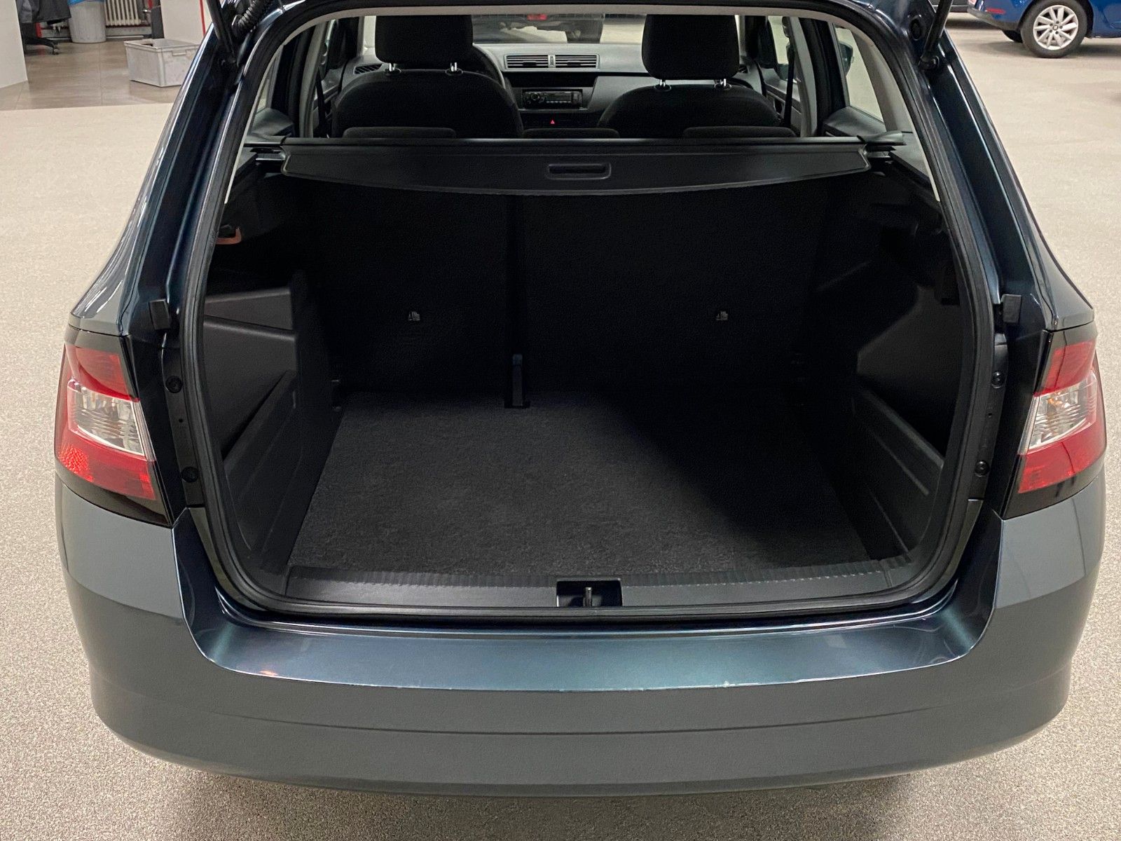 Fahrzeugabbildung SKODA Fabia 1.4 TDI+Combi++ACTIVE++SITZHEIZUNG++KLIMA+