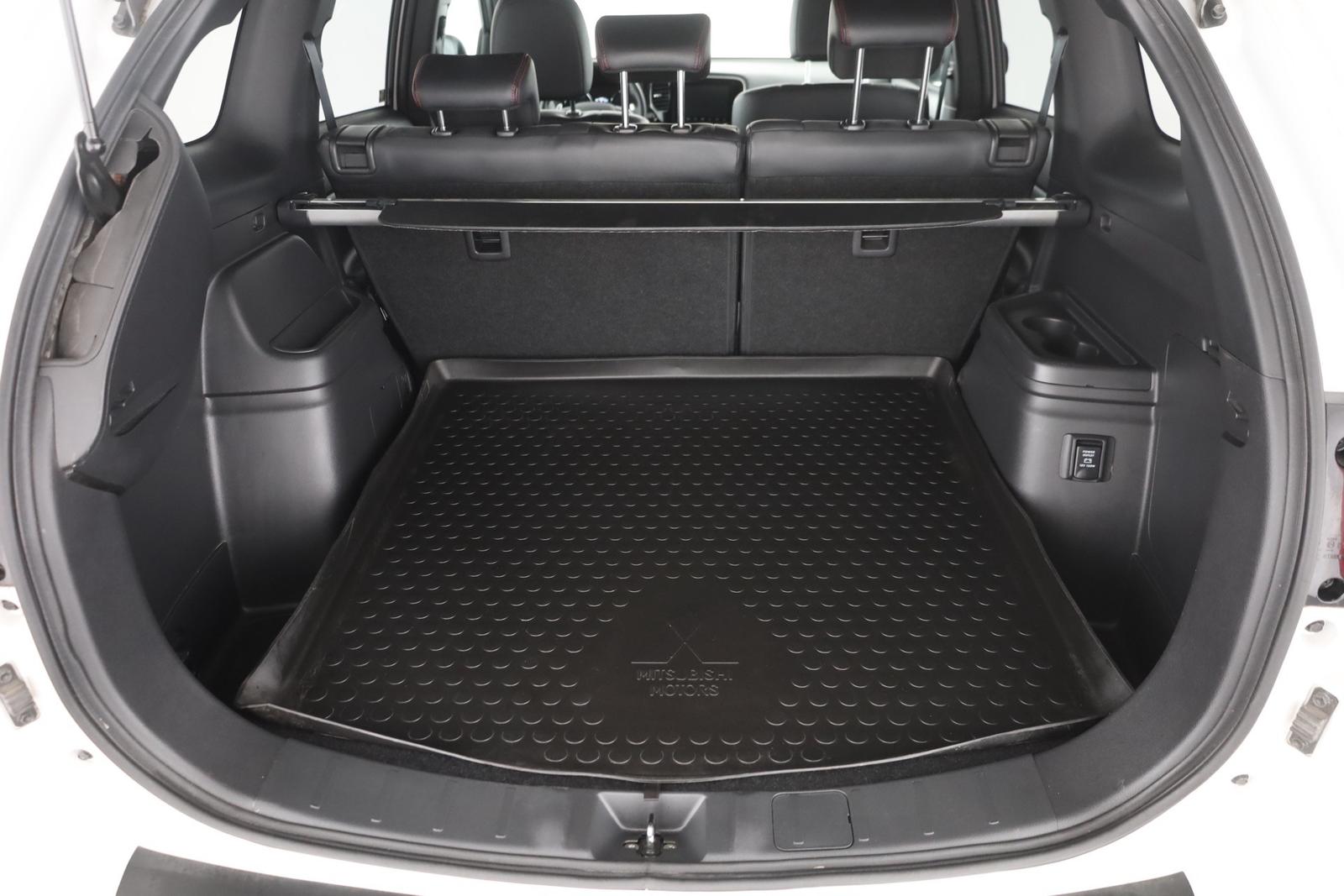 Mitsubishi Outlander 2.0 MIVEC Spirit+ Aut. LED 360° Kamera