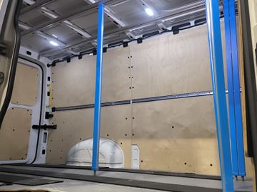 Volkswagen Crafter - 12