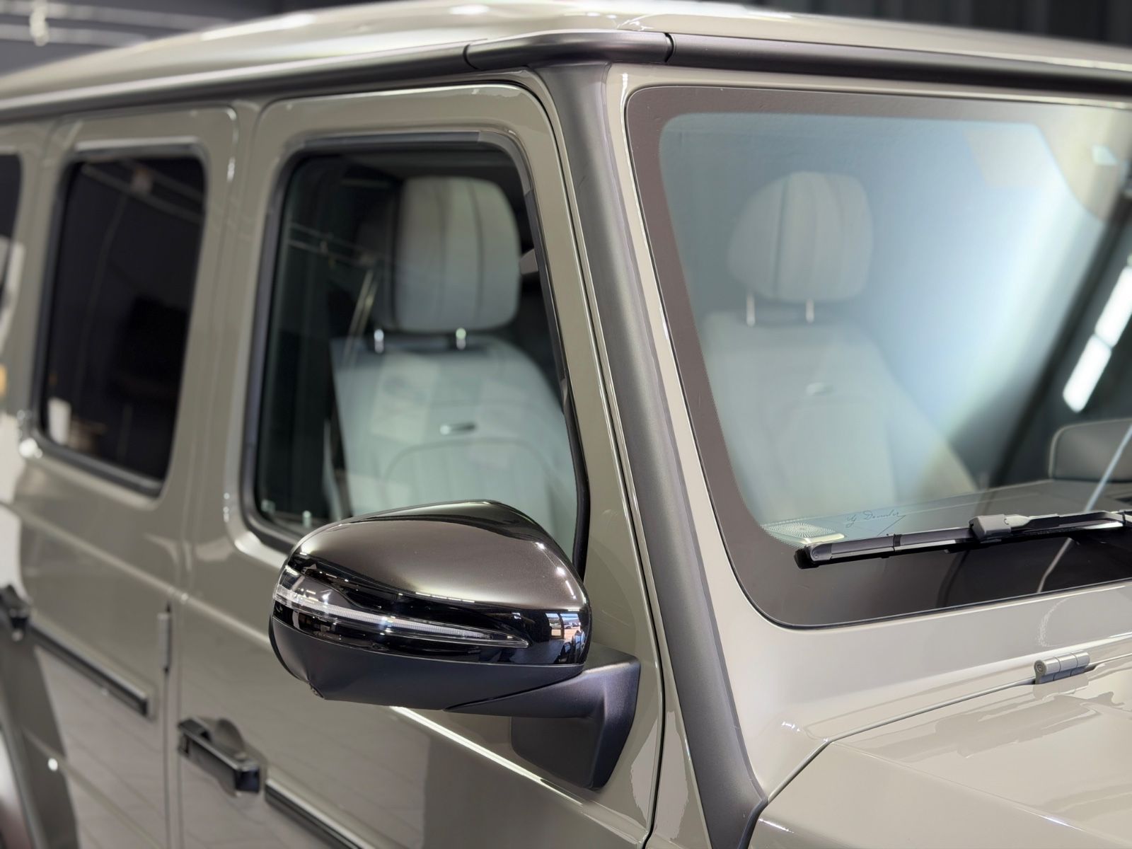 Fahrzeugabbildung Mercedes-Benz G 63 AMG|MY26|A22|PERFORMANCE|TV|VOLL|CARBON|