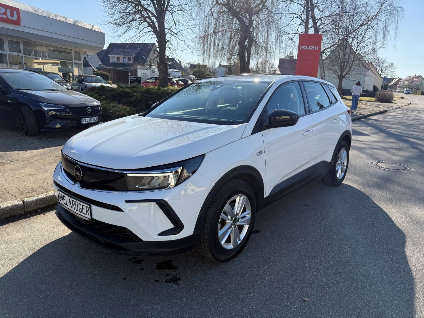 Fahrzeugabbildung Opel Grandland 1.2 Turbo Automatik SHZ+LHZ+Kamera