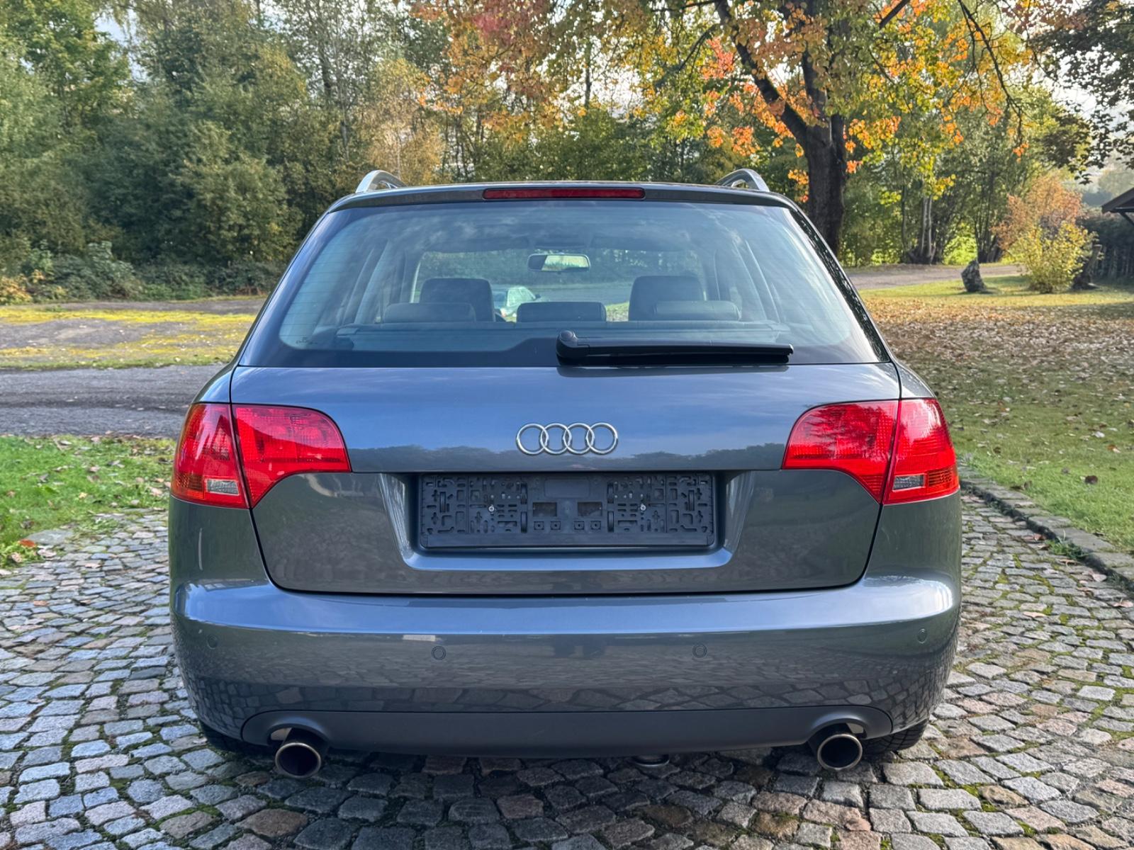 Audi A4 2007 — photo 7