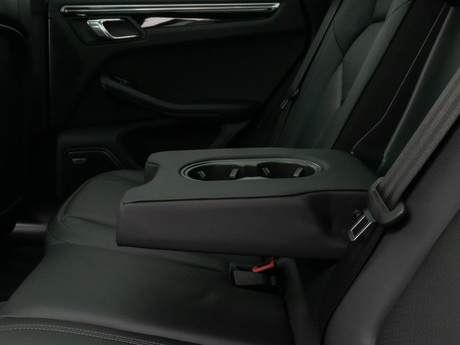 Fahrzeugabbildung Porsche Macan S BOSE Kamera Memory DAB Panorama 20Zoll
