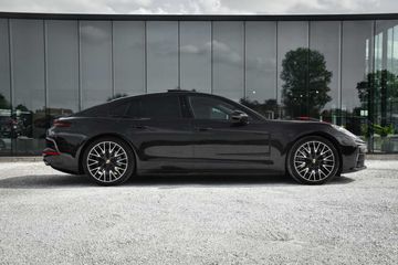 Porsche Panamera - 6