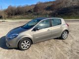 Renault Clio Expression 1.2 16V 75 Expression - Renault Clio: Expression 16v
