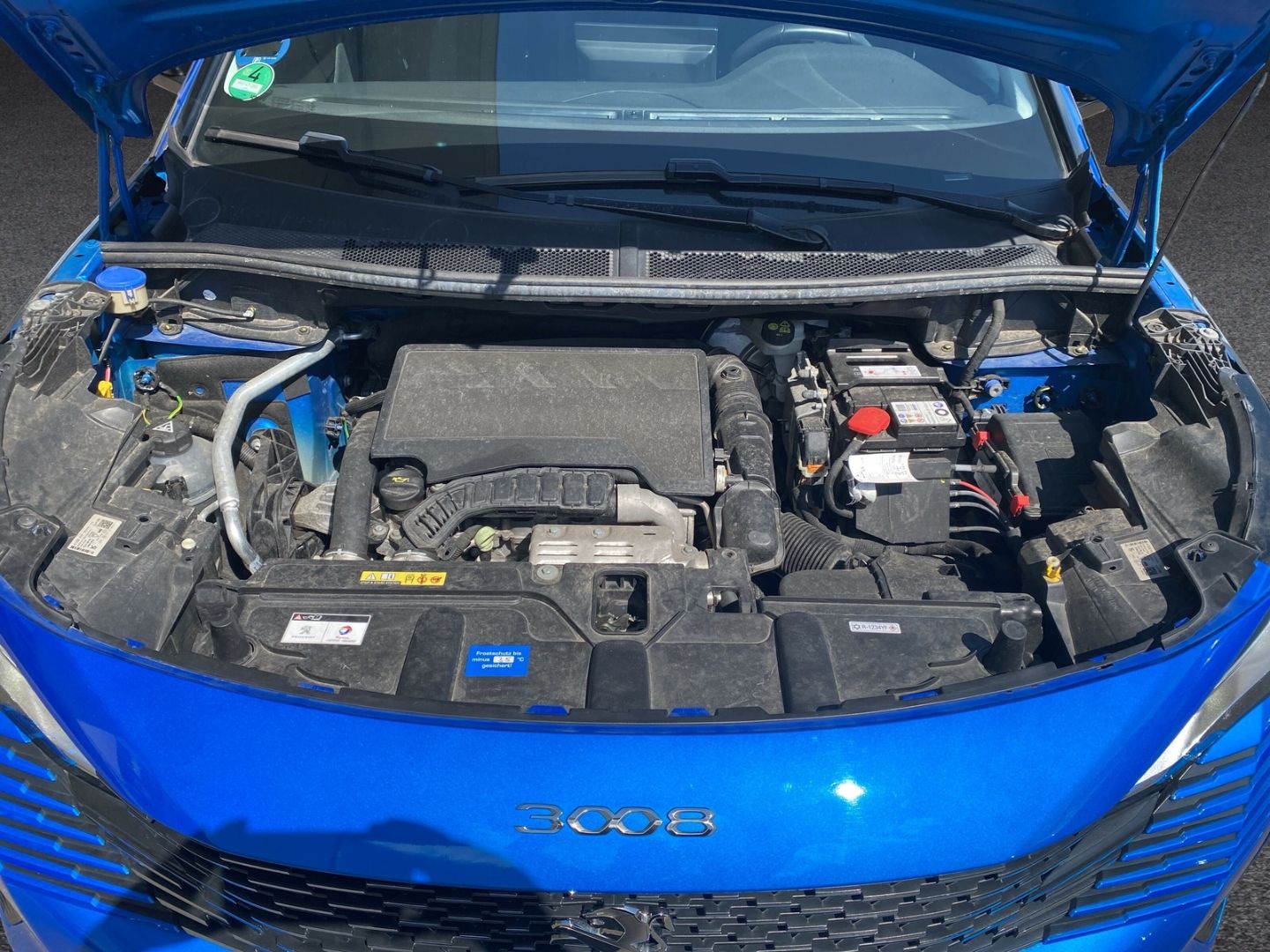 Fahrzeugabbildung Peugeot 3008 Active Pack 1.2 PureTech 130 Digitales Cock