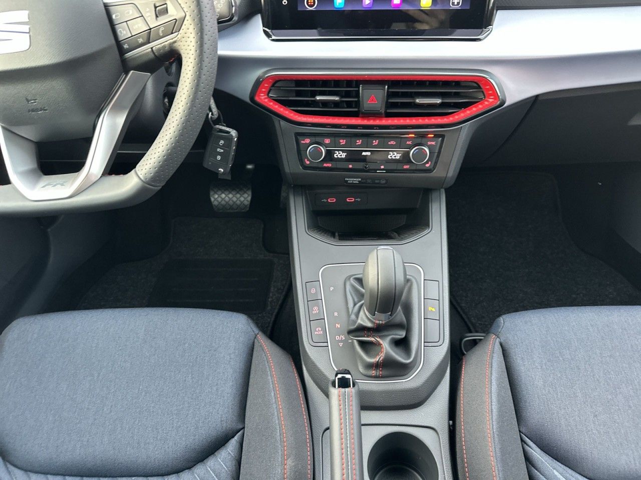 Fahrzeugabbildung SEAT Ibiza FR Black Edition 1.0 TSI 116 PS DSG