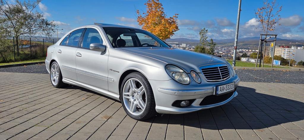 Mercedes-Benz E 55 AMG