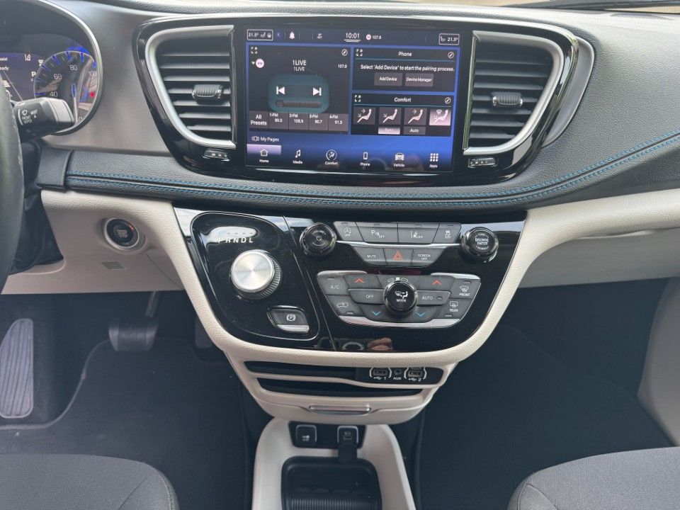 Fahrzeugabbildung Chrysler Pacifica 3.6 LX touring Allrad PDC ACC UFF