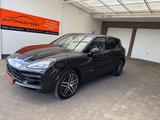 Porsche Cayenne Turbo V8 BLACK EDITION  ACC AHK - Porsche: Black Edition