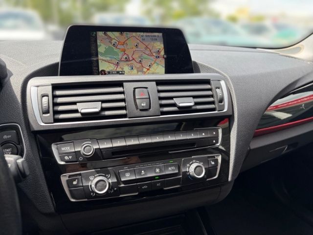Fahrzeugabbildung BMW 120 i Sport Line Sport Navi Klimaautom Fahrerpro