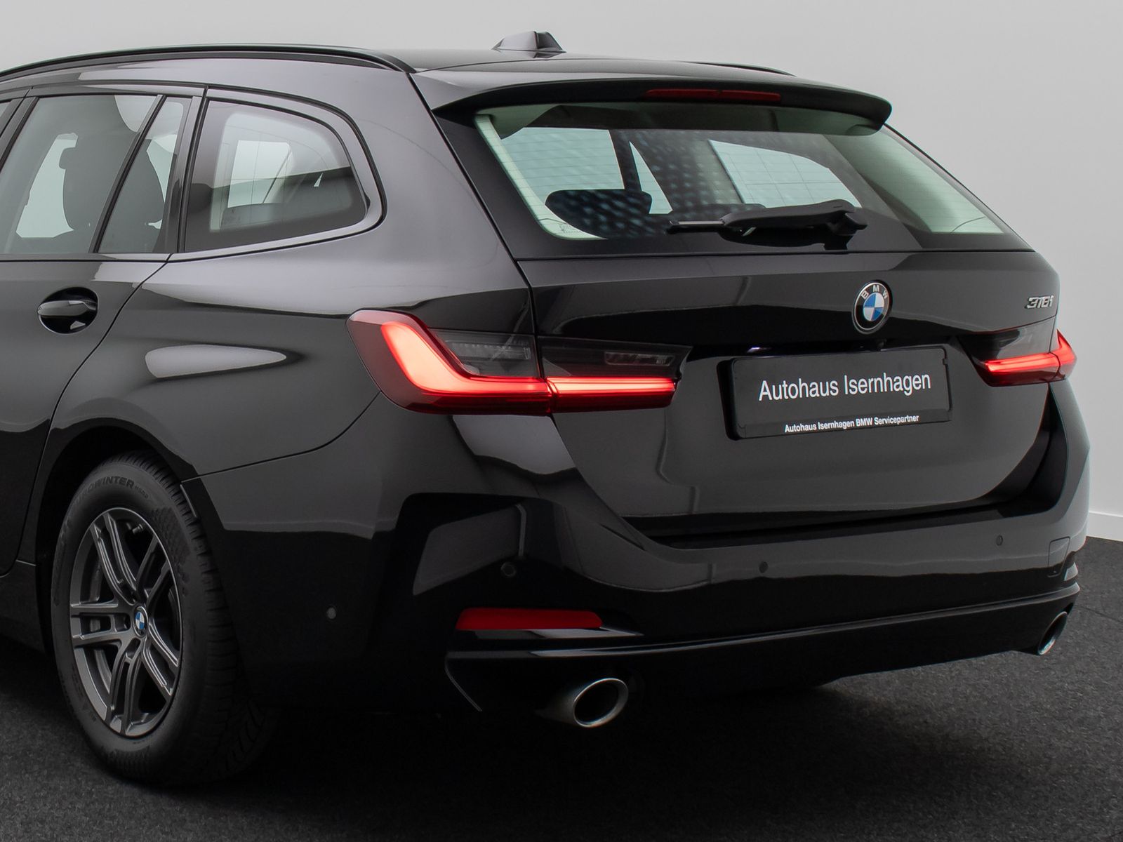 Fahrzeugabbildung BMW 318i Widscreen DAB Alarm Kamera CockpitPlus