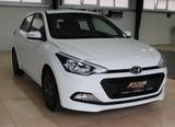 Hyundai i20 Blue Classic*Tüv NEU*Allwetter*Euro6*PDC* - Hyundai i20 in Kiel