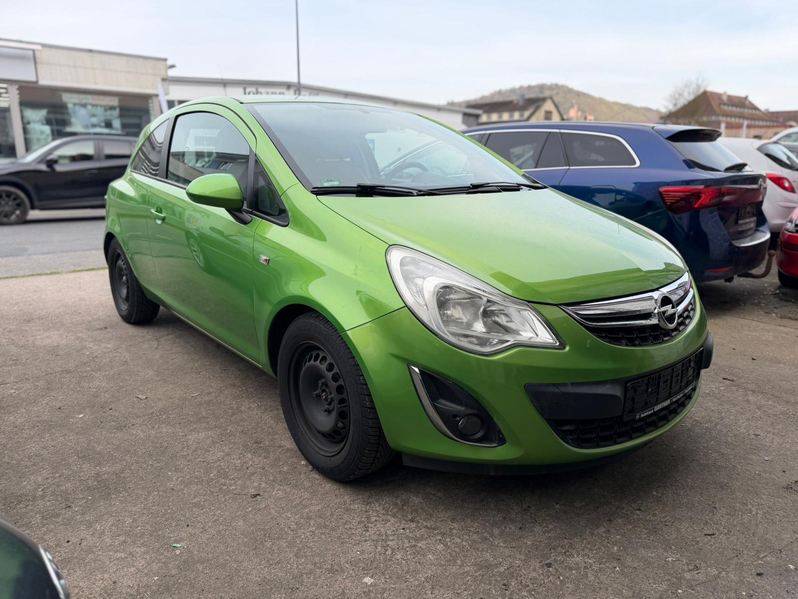 Opel Corsa 1.4 INNOVATION