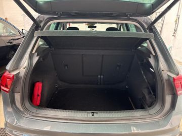 Volkswagen Tiguan - 5