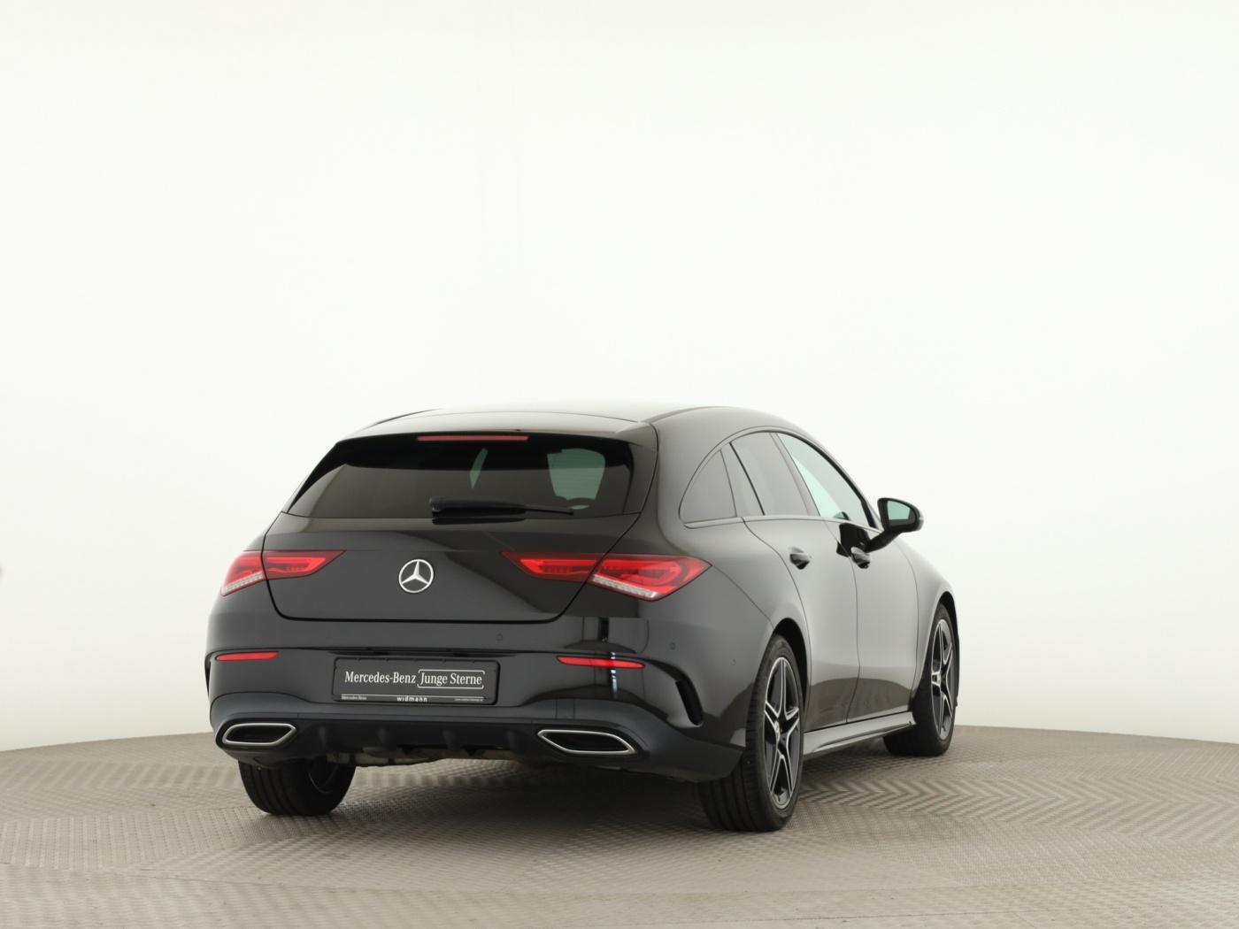 Mercedes-Benz CLA 200 SB *AMG-Line*AHK*Standheizung*LED*Kamera
