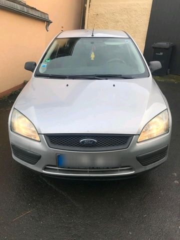 Ford Focus, Tüv bis 03/25