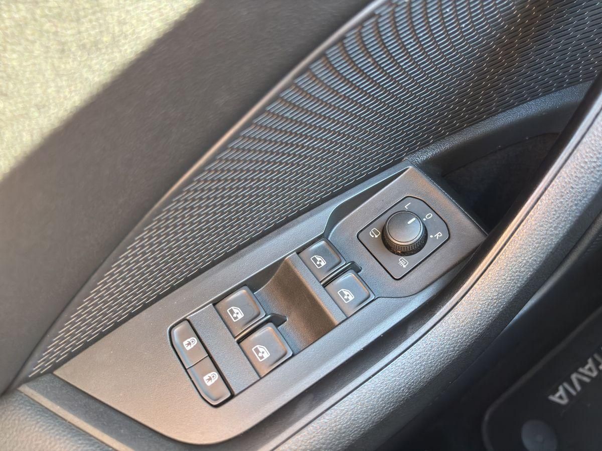 Octavia 2.0 TDI DSG AHK ACC NAVI RFK Stdhz.