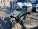 Yamaha T-Max 560 Tech-Max 1Hd.  Akrapovic-Viel-Zubehör - YAMAHA V MAX