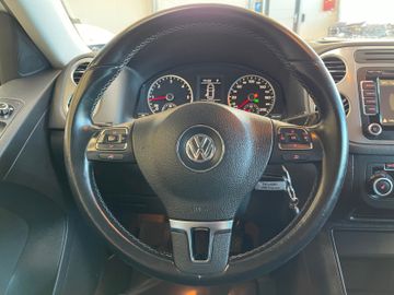Volkswagen Tiguan Team 4Motion *Parkassistent*Navi*Kamera*