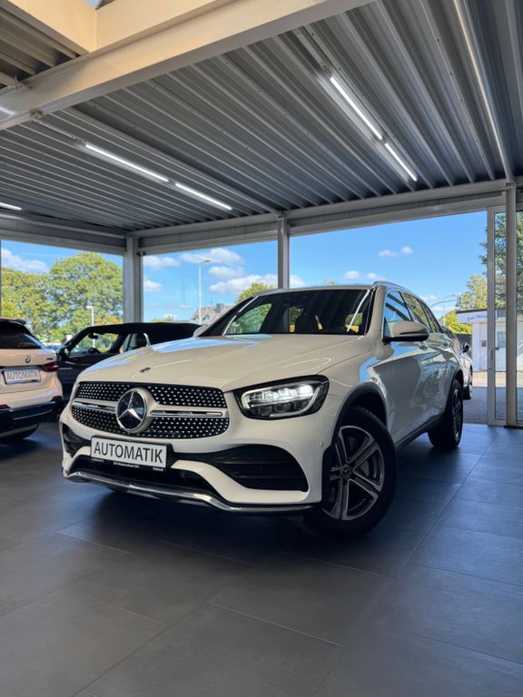 Image of Mercedes-Benz GLC 220