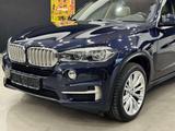 BMW X5 xDrive 40 d*Navi*Panorama*BMW Service*Individ - BMW X5 Gebrauchtwagen in Köln