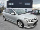 Hyundai i30 cw Comfort*Klimaautomik*Automatik - Hyundai i30 Comfort mit Diesel-Antrieb