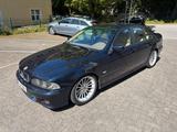 BMW e39 528i - BMW 528: E39