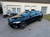 Volvo V60 D3 Geartronic Inscription 360CAM AHK ACC  - Volvo V60 Inscription mit Diesel-Antrieb