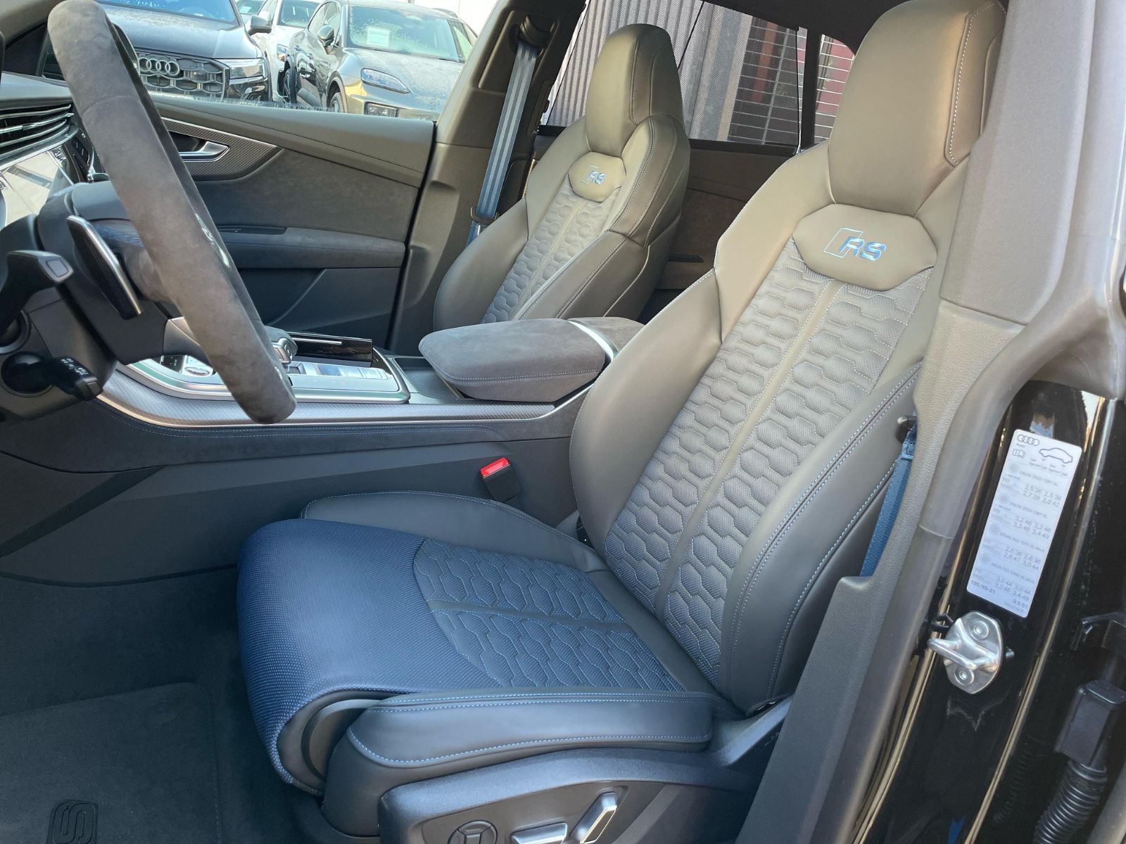 Fahrzeugabbildung Audi RSQ8 Performance Facelift |Keramik|305|Designpak