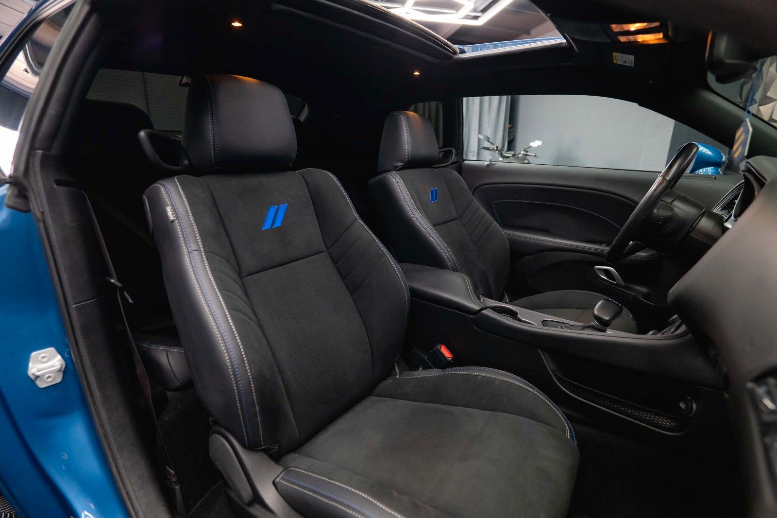 Fahrzeugabbildung Dodge Challenger 3.6 V6 4x4 GT SRT Styling *LED*19%*