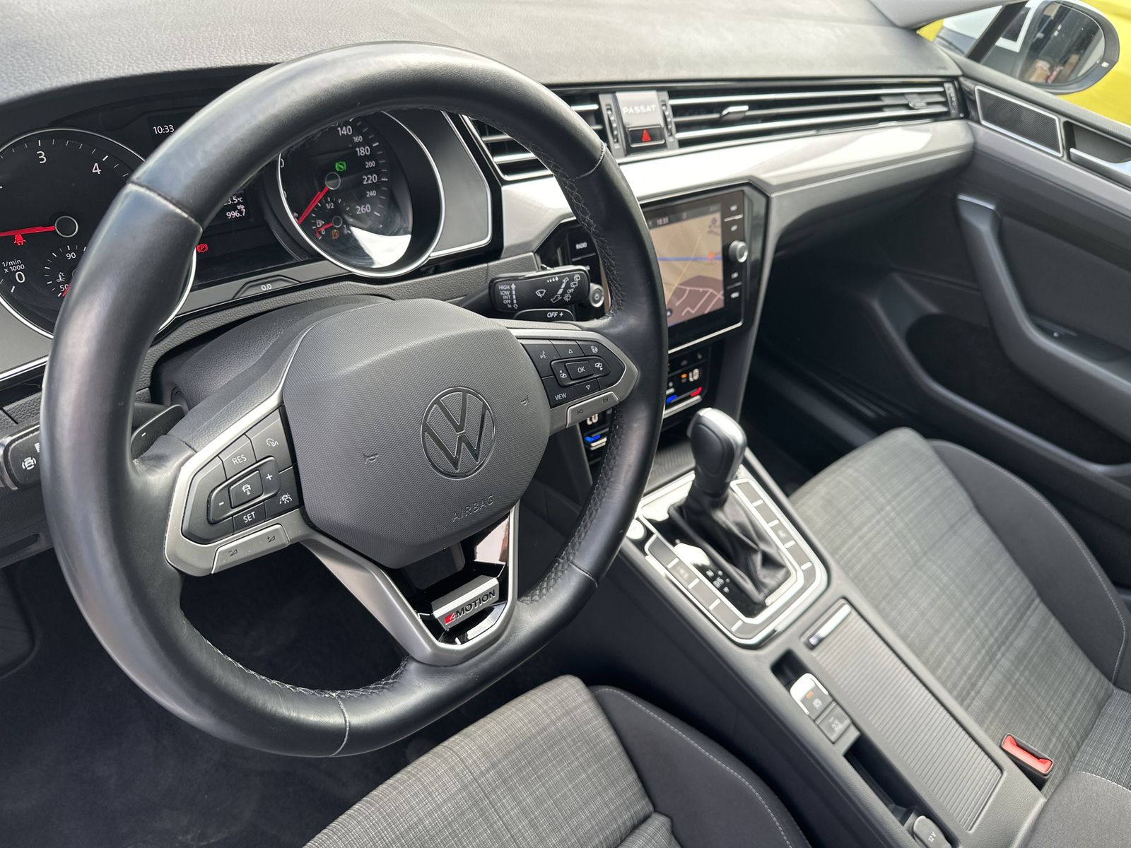 Fahrzeugabbildung Volkswagen Passat Variant 2.0 TDI DSG Business 4Motion NAV