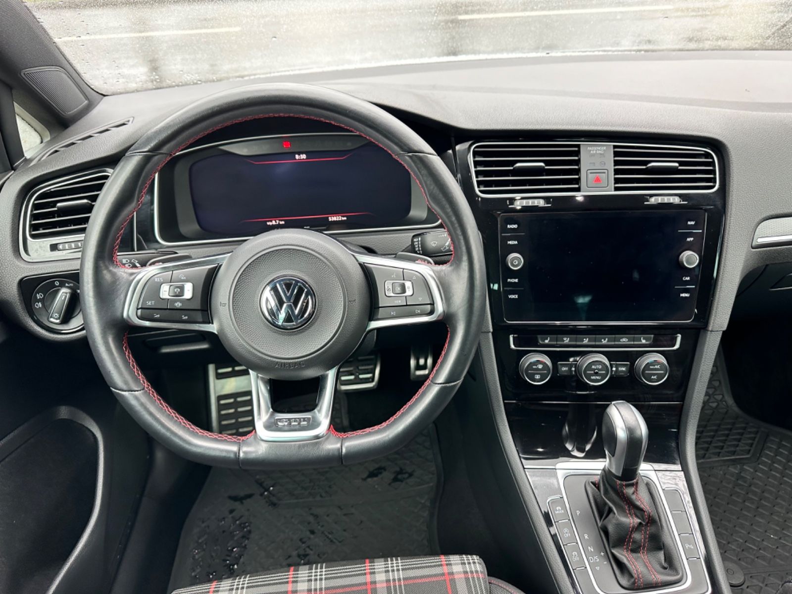 Fahrzeugabbildung Volkswagen Golf VII 2.0 TSI GTI Performance*LED*ACC*AppleC*