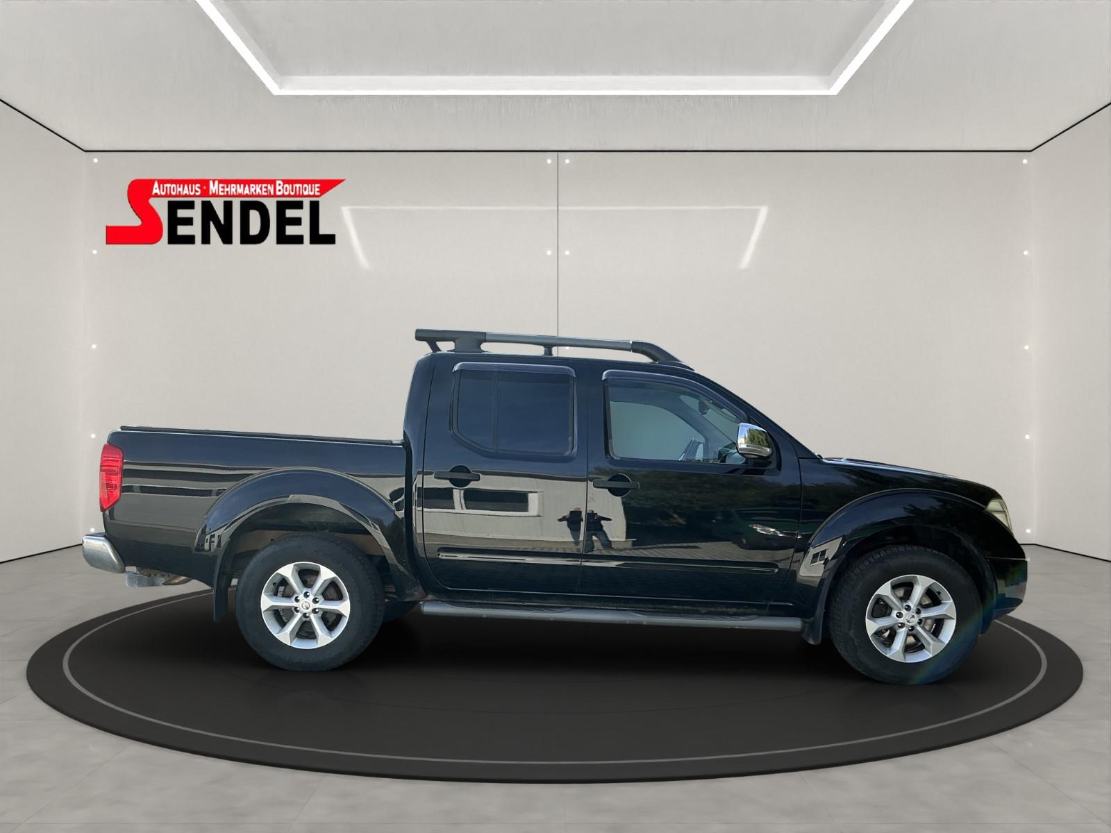 Nissan Navara Double Cab LE 4x4 | 171 ch | BVA | Cuir | Toit ouvrant | Sièges chauffants électriques | Attelage