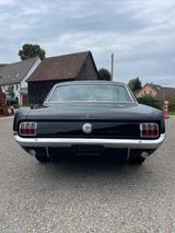 Ford Mustang, schwarz, super Ausstattung, tolles Auto - gebrauchte Ford Mustang aus dem Jahr 1965
