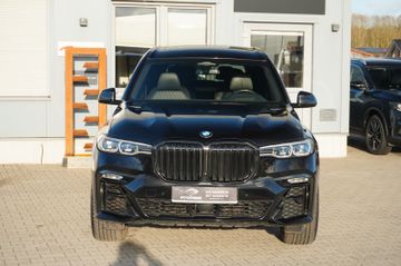 BMW X7 M50 - 3