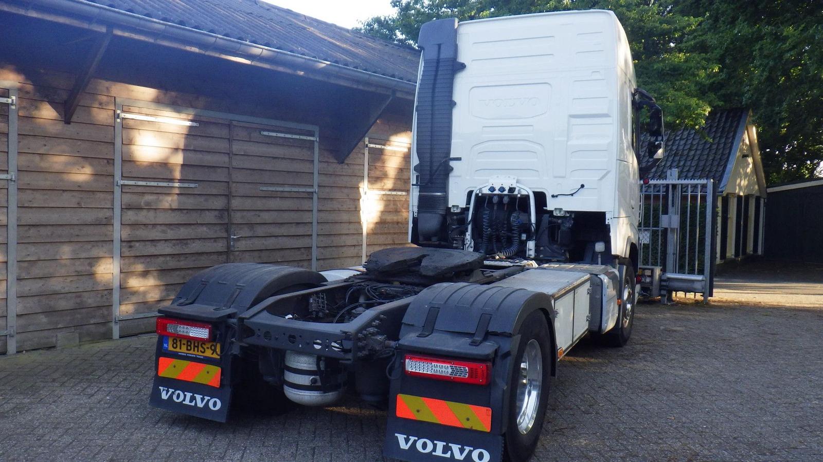 Volvo FH 420 Holland Truck / MY 2017 / WB 400 CM / 9 T
