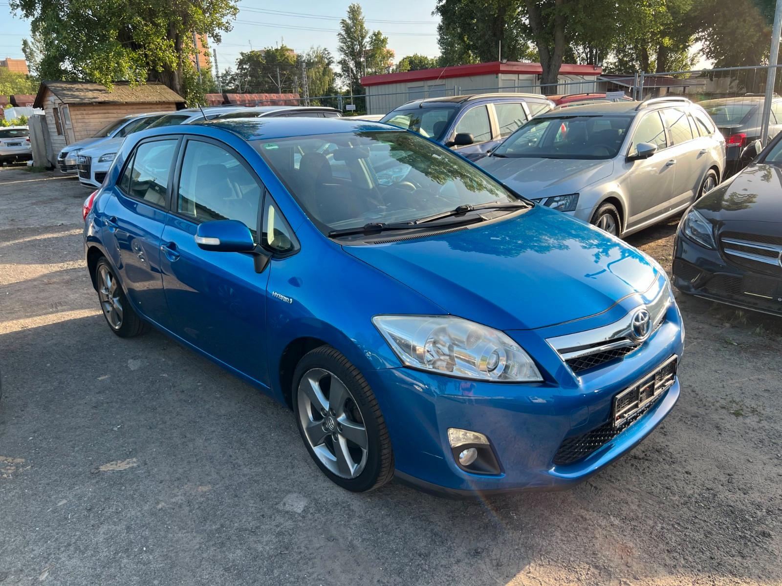Toyota Auris 1.8 Hybrid Travel