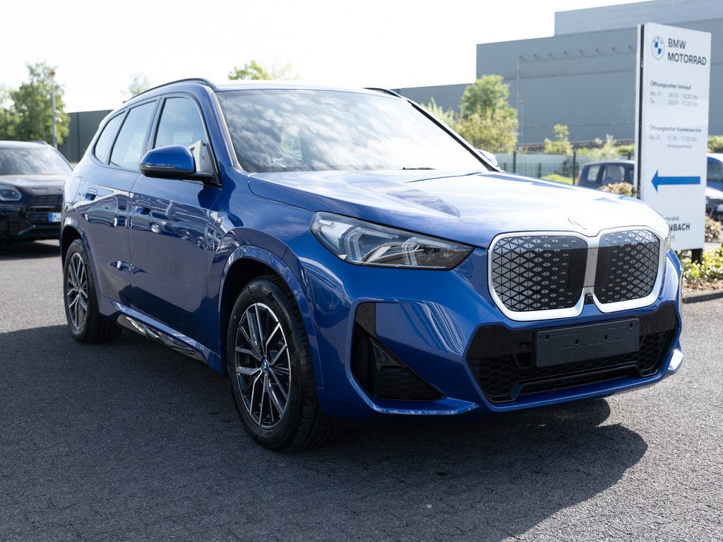 BMW iX1 - Bild 4