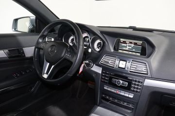 Mercedes E 200 - 12