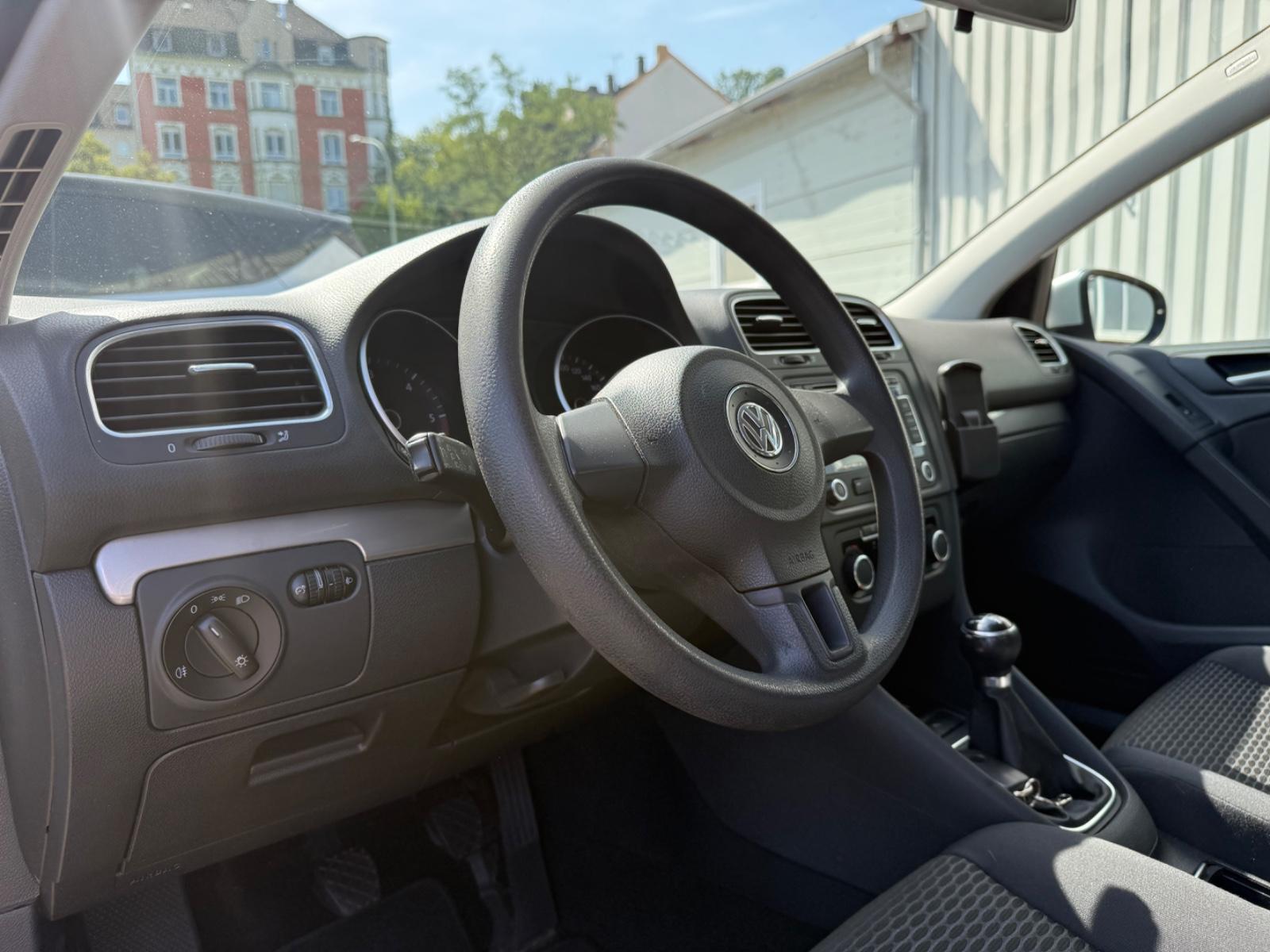Volkswagen Golf VI 1,6 TDI 77kW 105PS Trendline/NAVI/PDC