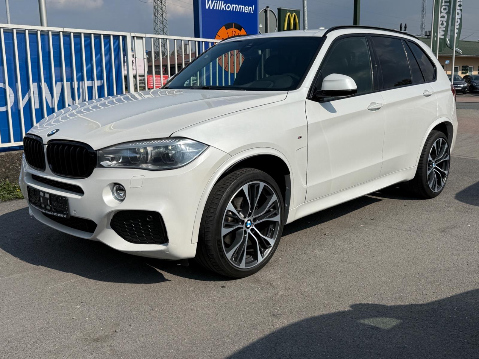 BMW X5 xDrive 30 d M-Sport /Fond Entertainment/LED