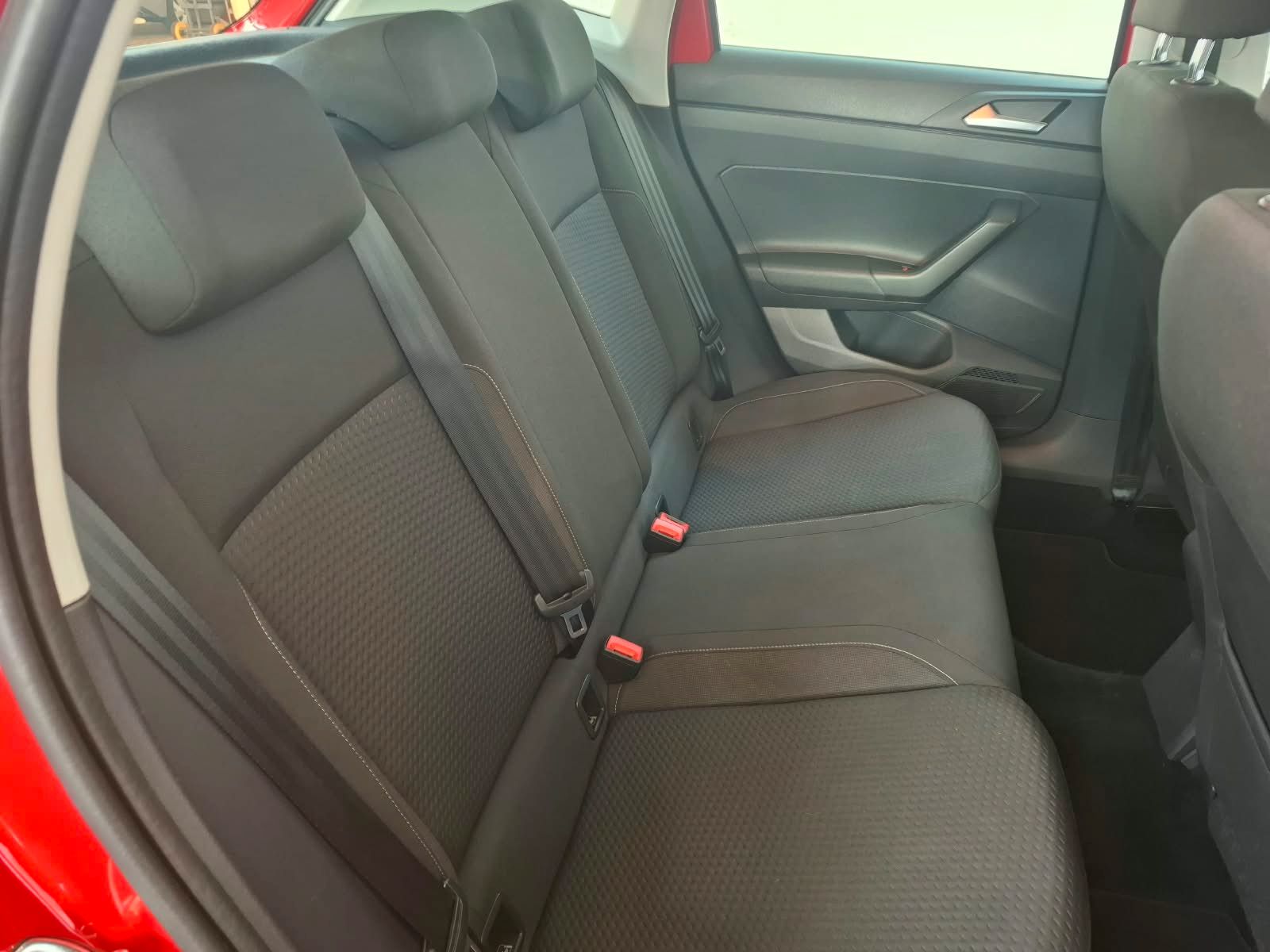 Fahrzeugabbildung Volkswagen Polo Comf. 1,0l +Licht&Sicht+Tempomat+Navigation