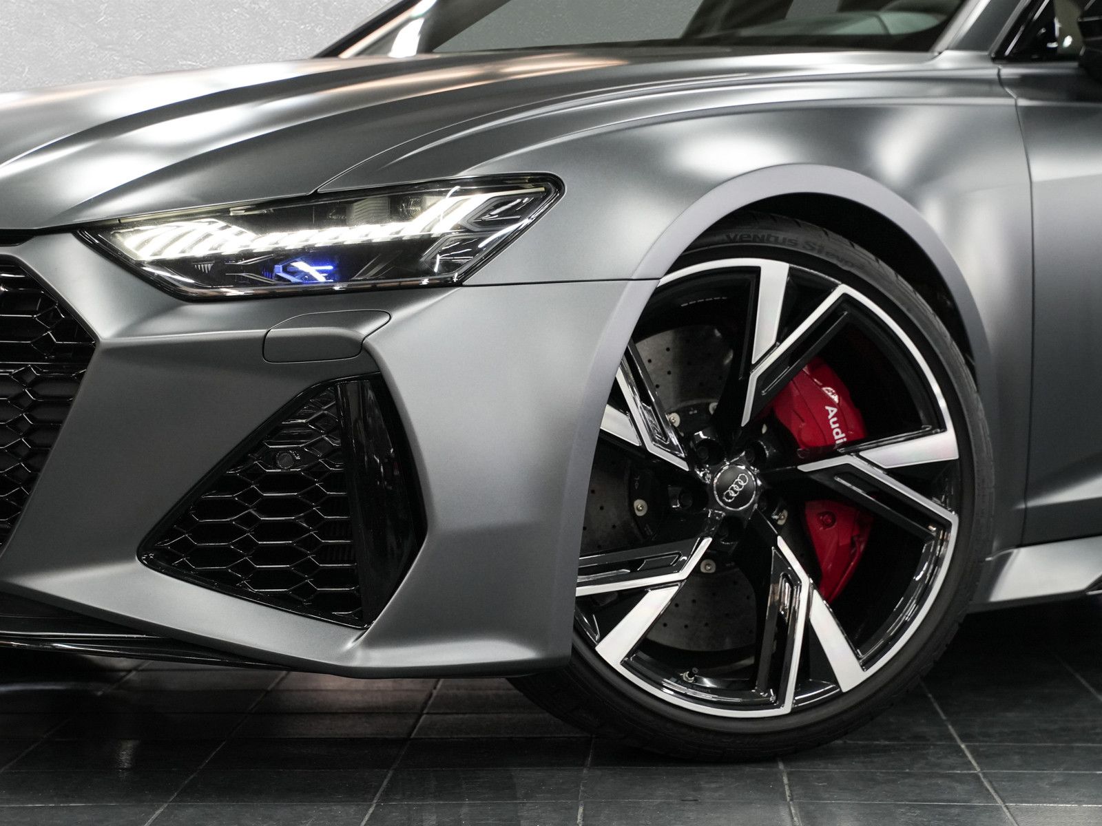 Fahrzeugabbildung Audi RS6 - Keramik|RS-Dyn+|B&O|SportAGA|Massage|360°