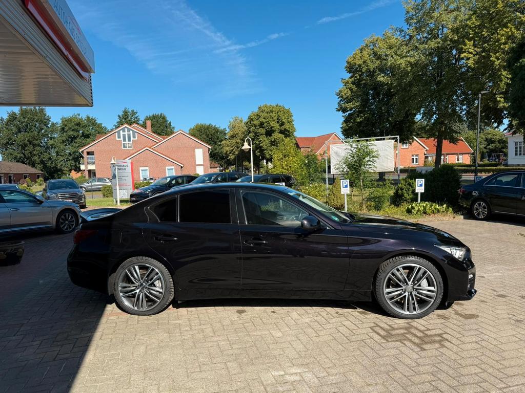 Infiniti Q50