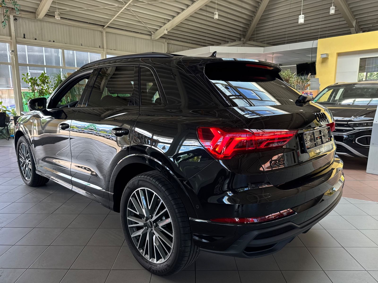 Audi Q3 40 TFSI quattro S line *360-Kamera*Navi*Acc* foto 20