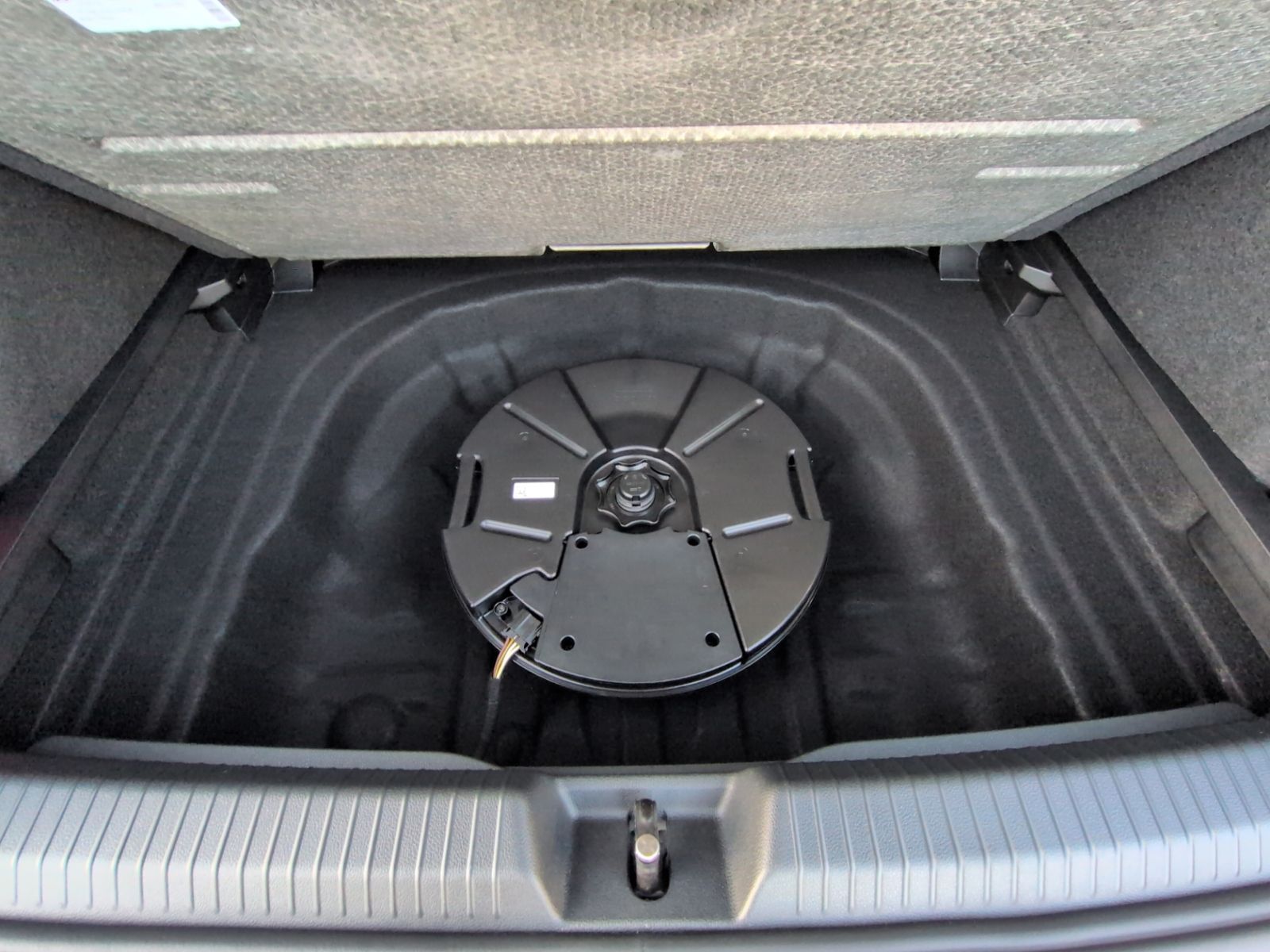 Golf VIII GTI Clubsport AKRA+LEDER+PANO+DCC+