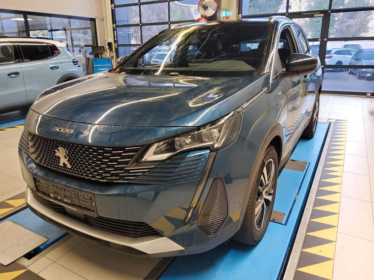 Fahrzeugabbildung Peugeot 3008 1.2T GT SPORT NAVI/LED/SPORT/SHZ/VIRT/PDC
