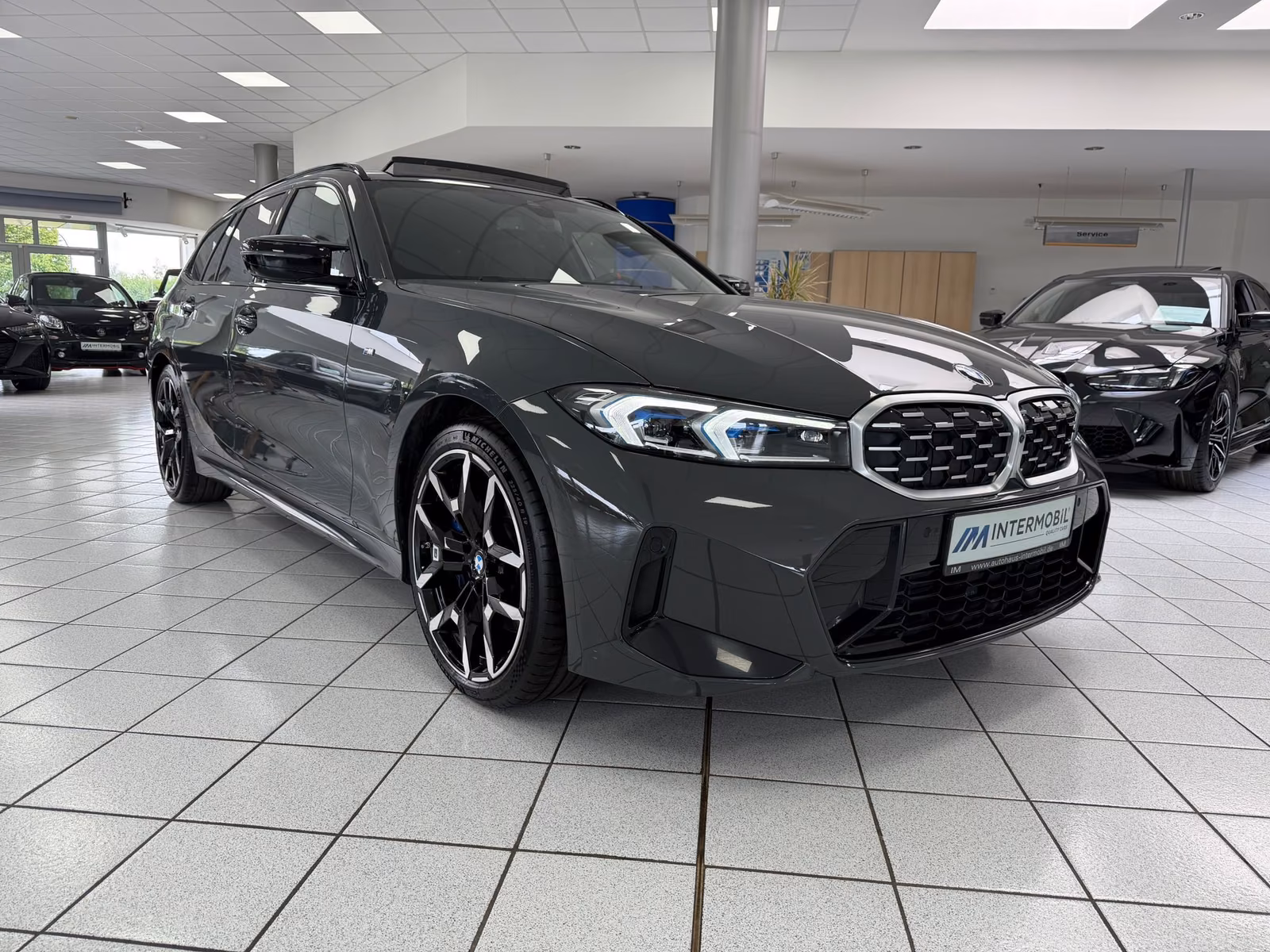 BMW M340i Touring xD*SHADOW*PANO*HUD*ACC*KEYL*360°
